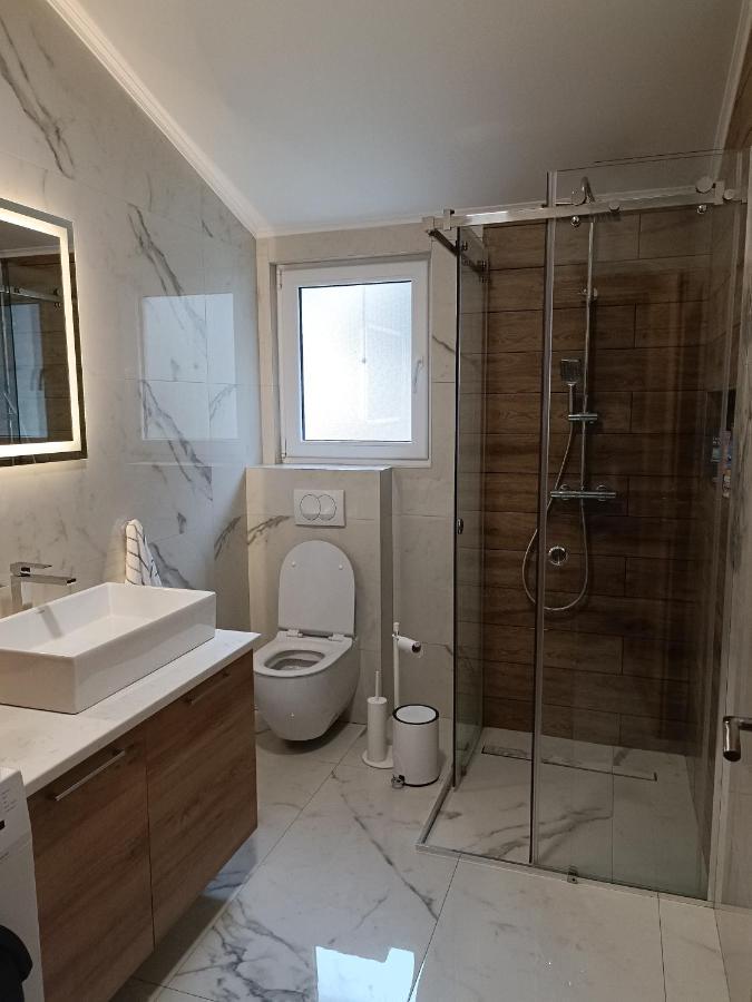 Solis Apartments Kotor Bagian luar foto
