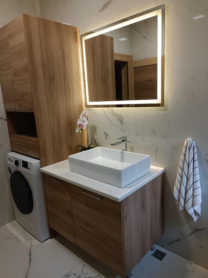 Solis Apartments Kotor Bagian luar foto